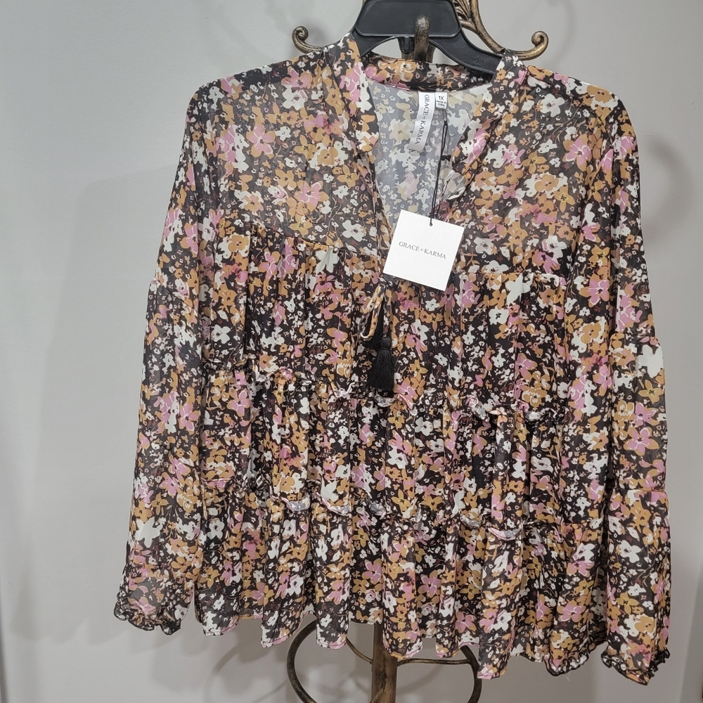 GRACE+KARMA Floral Top -